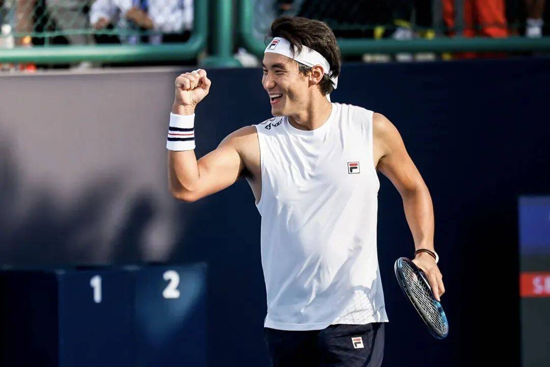 在网球中国赛季，FILA打出ACE球