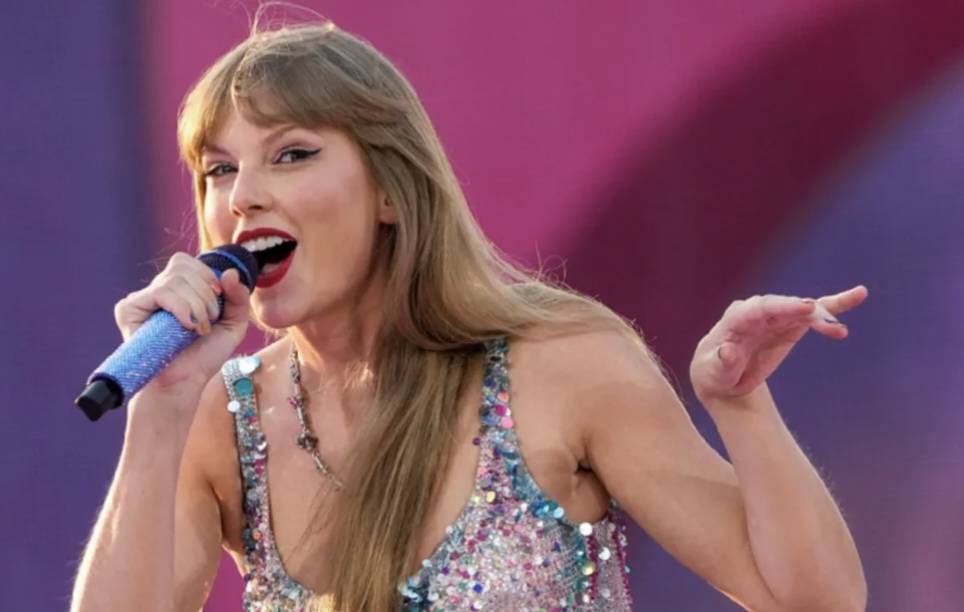 泰勒为何放弃超级碗？NFL谈判破裂，阿黛尔或“二次出山”