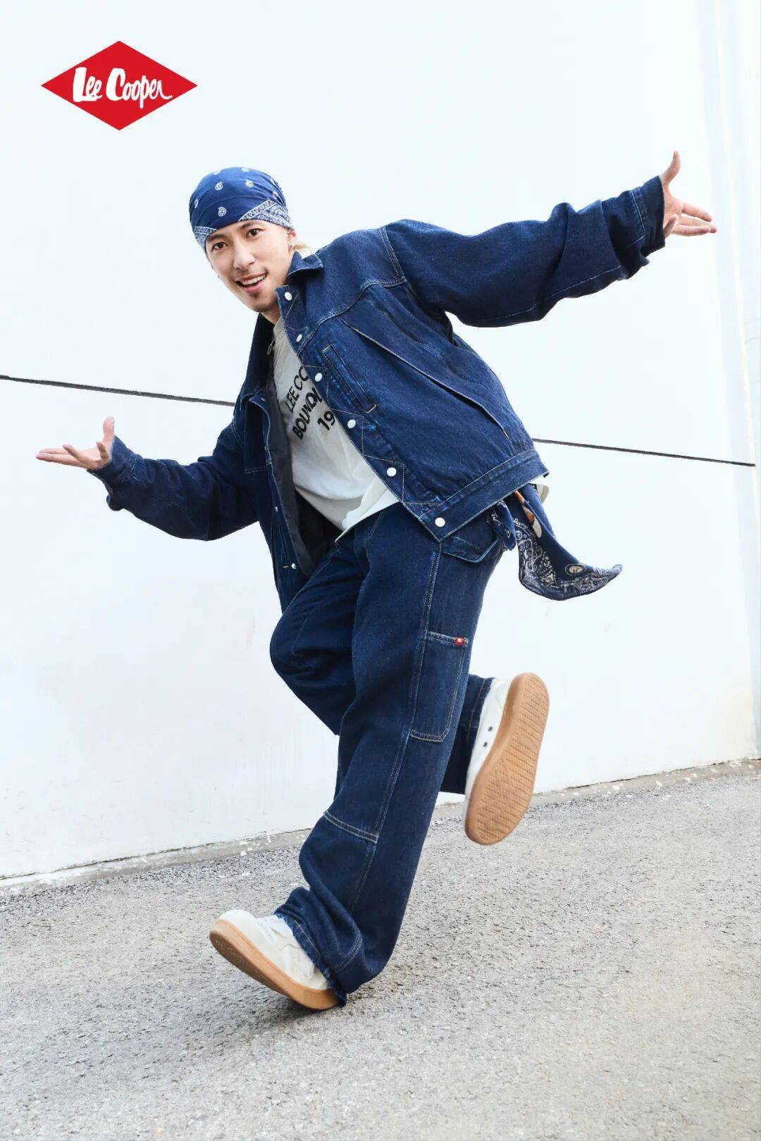 涵盖 32 支 NFL 球队！Anti Social Social Club x NFL 官方联名登场