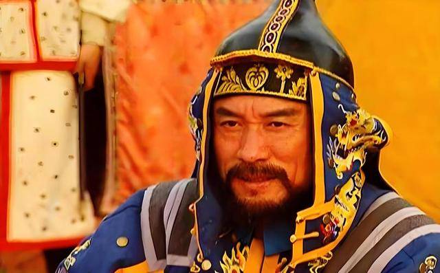 康熙擒鳌拜后未杀他,晚年亲自为其平反,背后藏着怎样的帝王心术