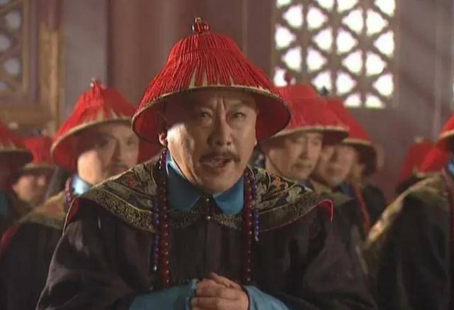 康熙擒鳌拜后未杀他,晚年亲自为其平反,背后藏着怎样的帝王心术