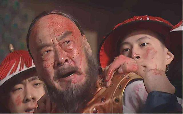 康熙擒鳌拜后未杀他,晚年亲自为其平反,背后藏着怎样的帝王心术