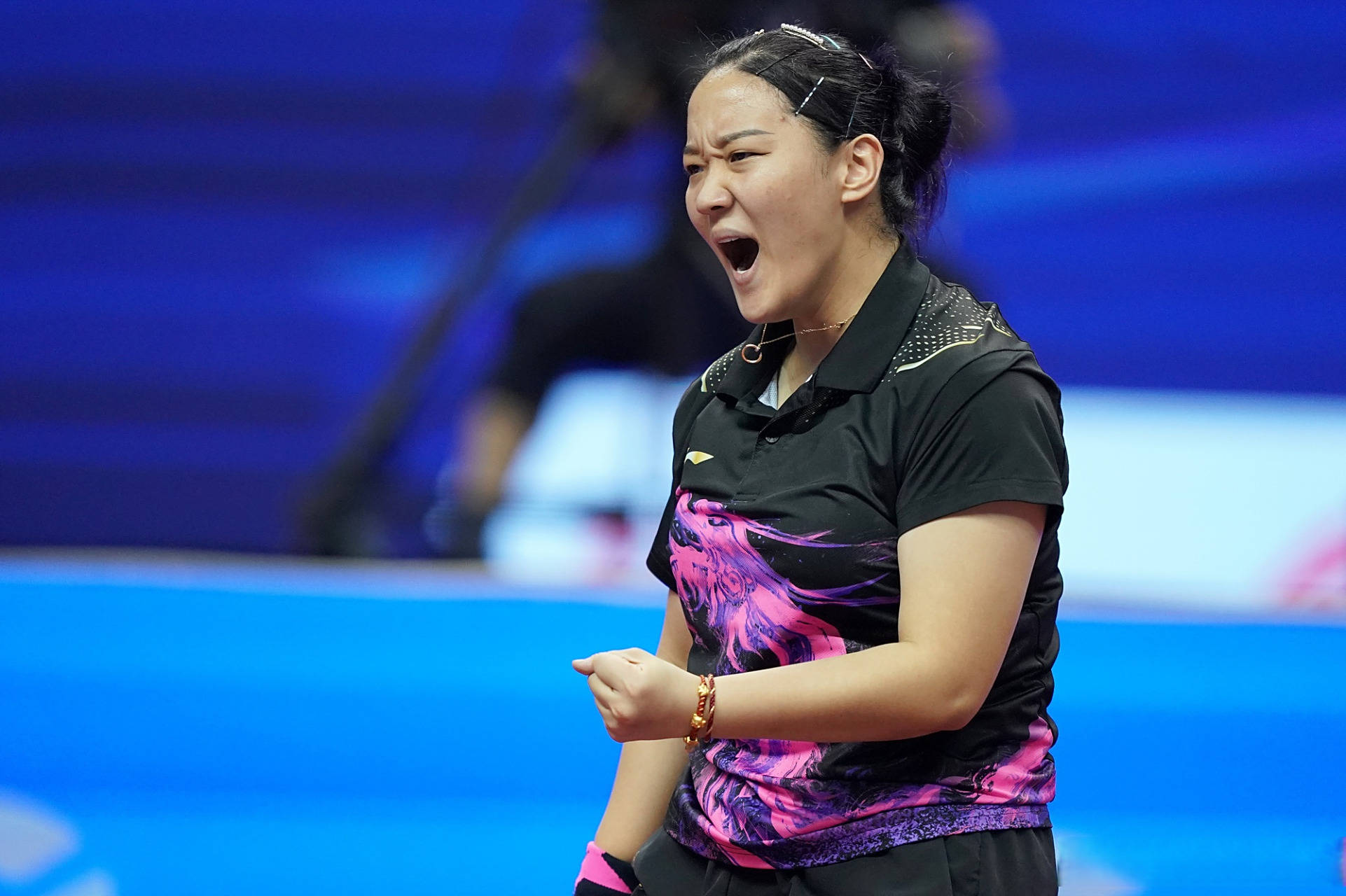 16强诞生!全运会乒乓球比赛战报:王曼昱险遭逆转,陈梦4-0速胜