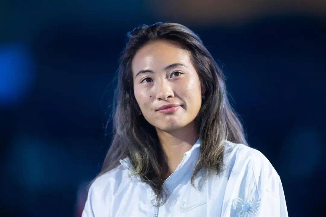 郑钦文因伤病退出十五运会网球比赛